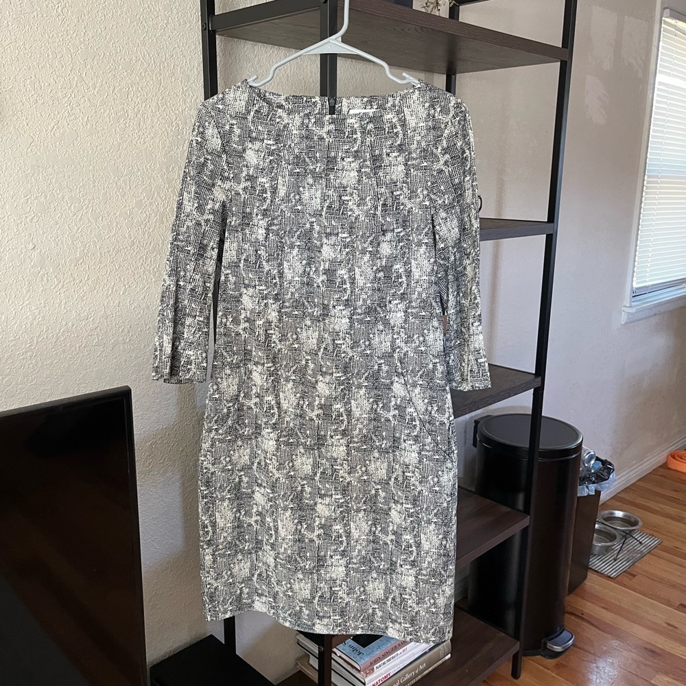 M.M. laFleur work dress size 8